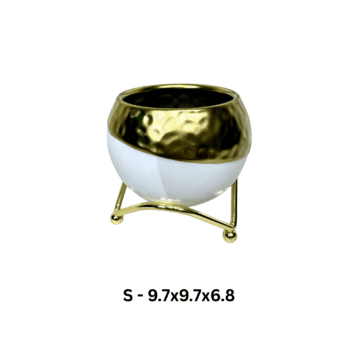 Pot - P49